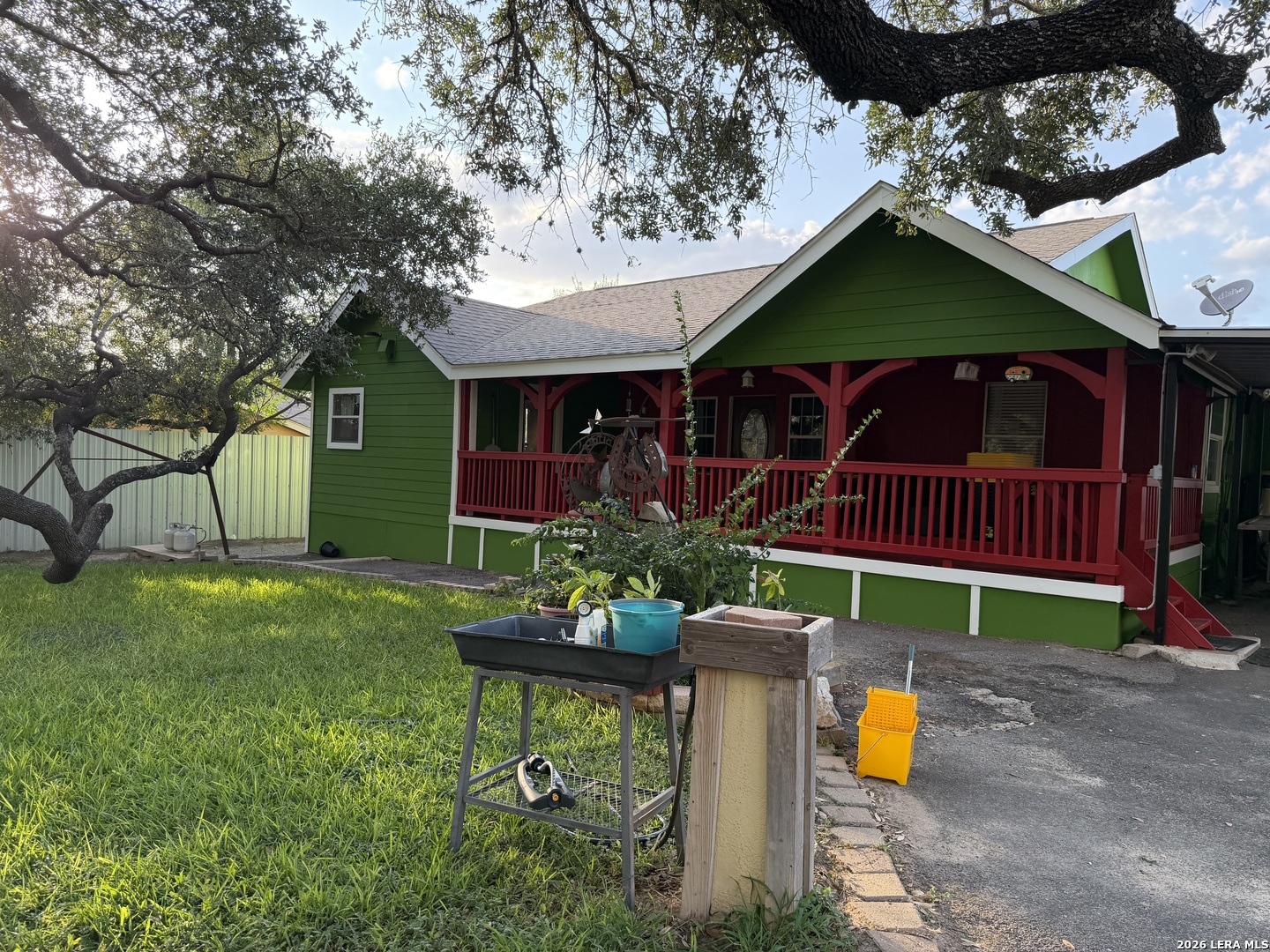 2366 Royal Oaks Poteet TX 78065
