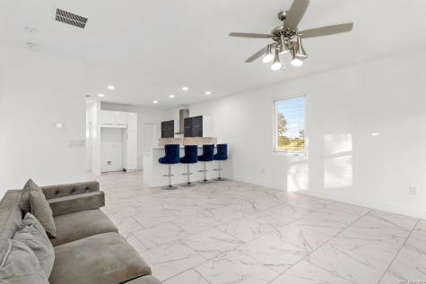 288 County Road 105 Floresville TX 78114