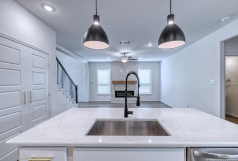 3249 Hyacinth New Braunfels TX 78130