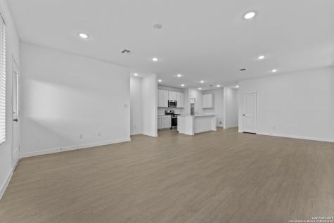 1205 Twisted Creek New Braunfels TX 78130