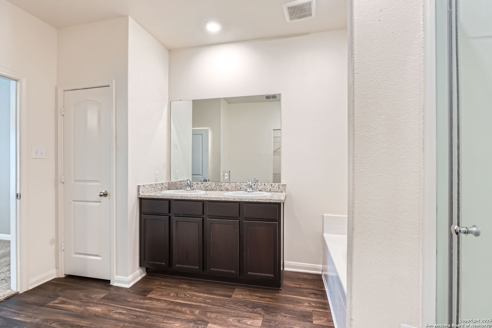 11846 Latour Valley San Antonio TX 78252