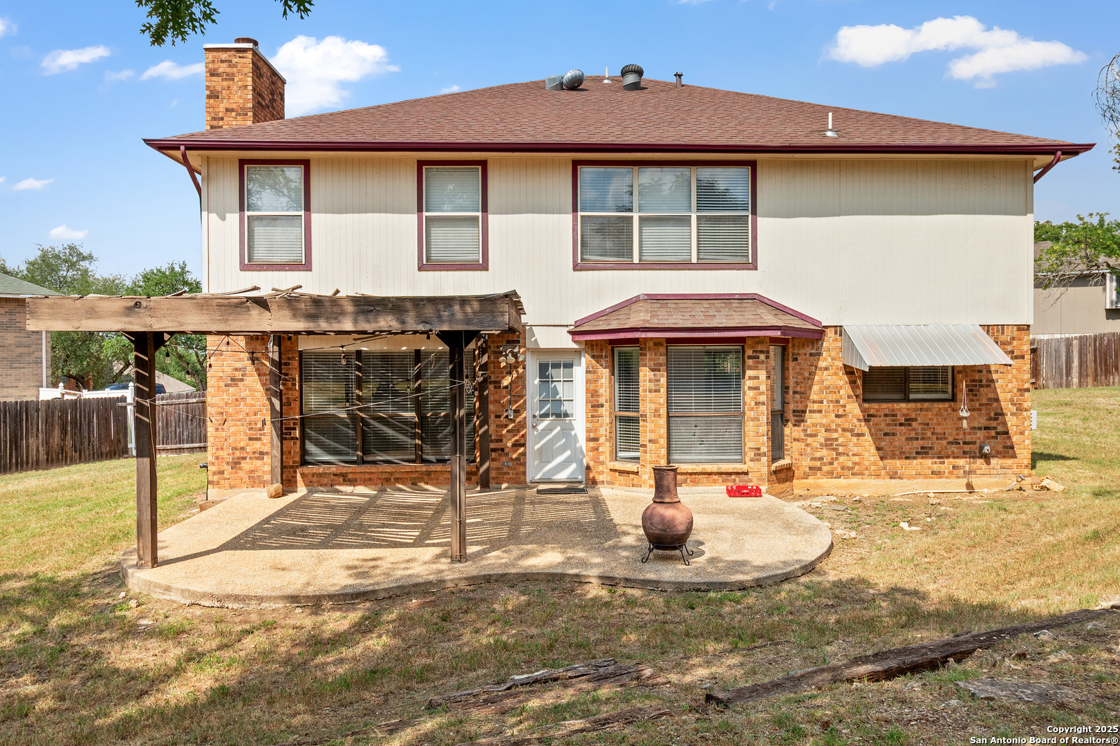 25002 Silverstone San Antonio TX 78258