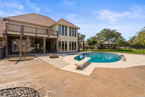 505 Spyglass Rockport TX 78382