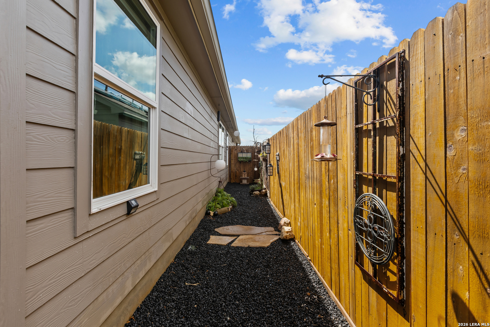 10819 Hernando Court Converse TX 78109
