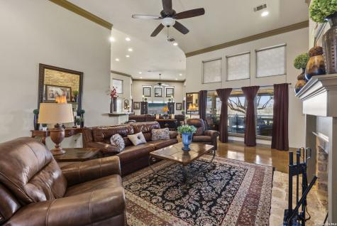 1292 Long Creek New Braunfels TX 78130