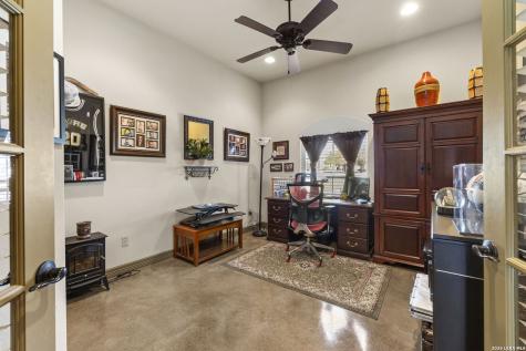 1292 Long Creek New Braunfels TX 78130