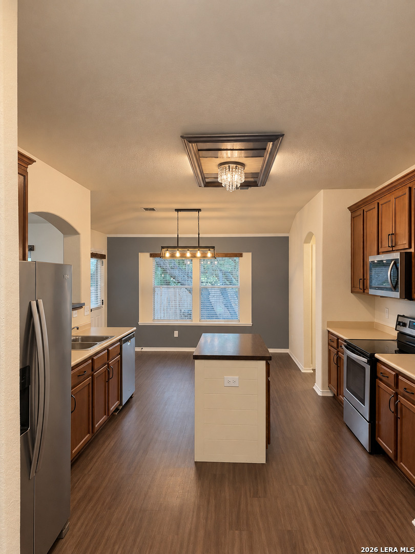 10723 Kobort Helotes TX 78023