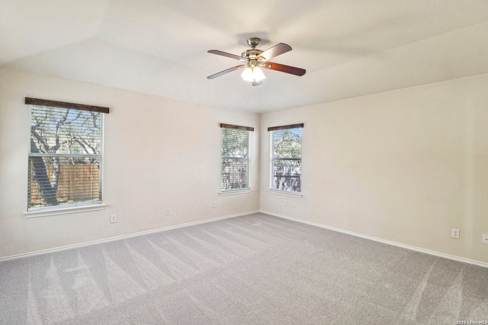 10723 Kobort Helotes TX 78023