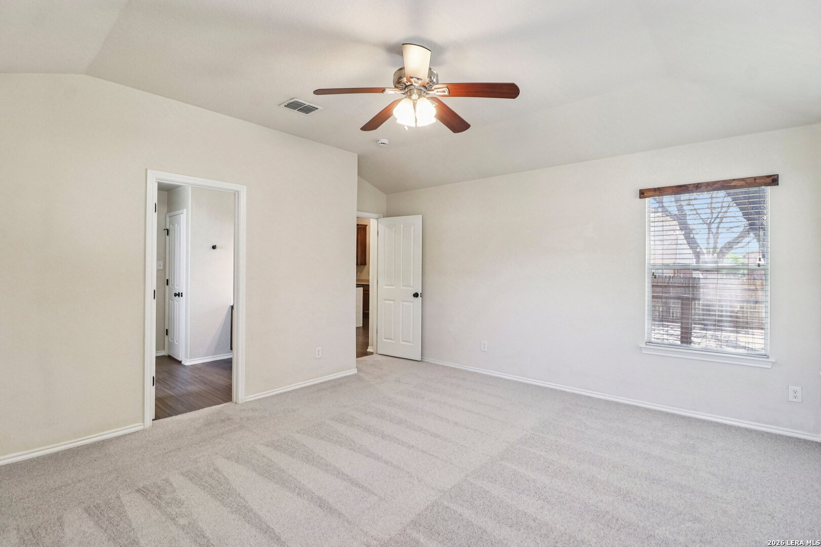 10723 Kobort Helotes TX 78023