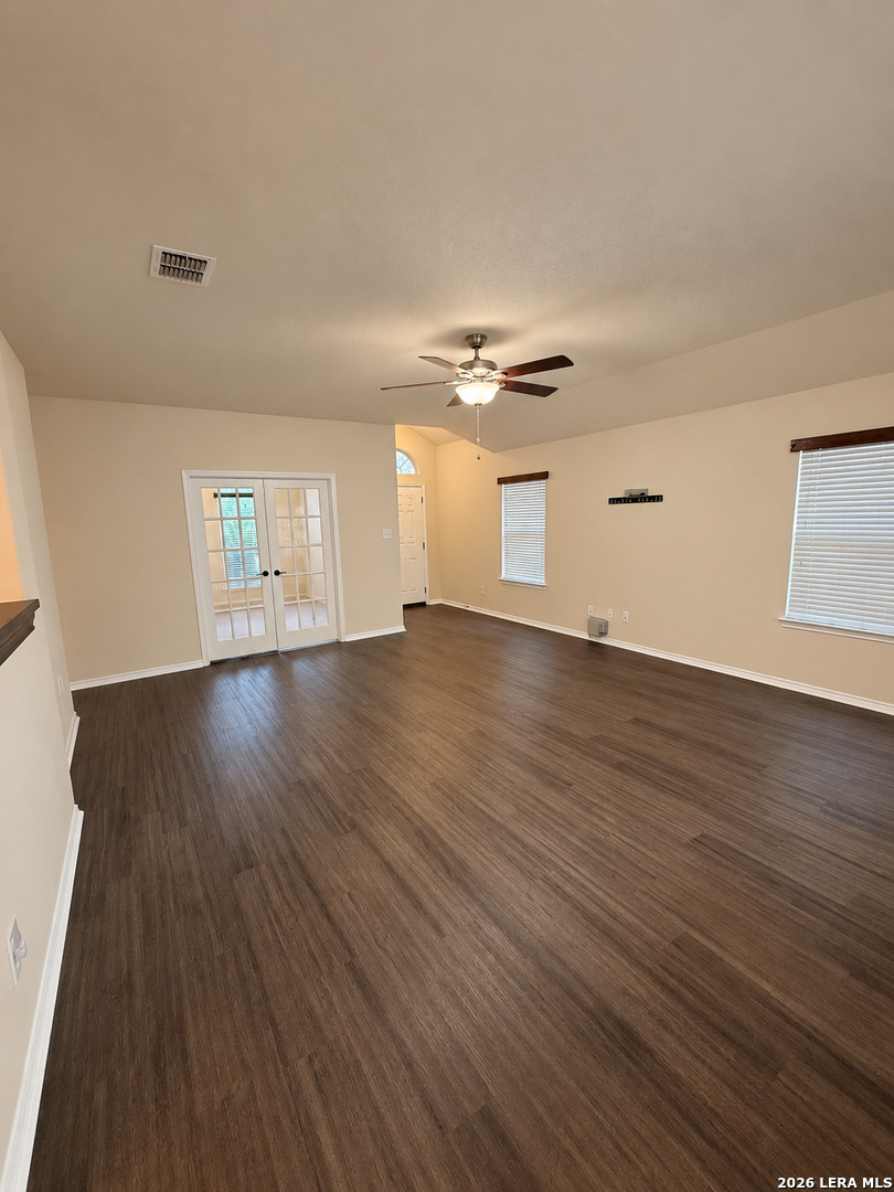 10723 Kobort Helotes TX 78023