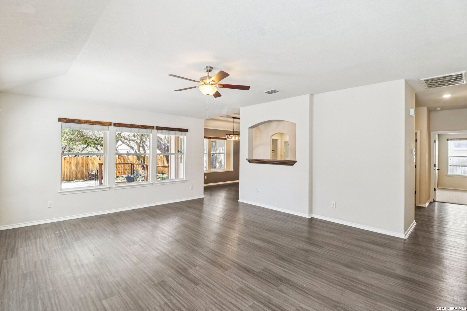 10723 Kobort Helotes TX 78023