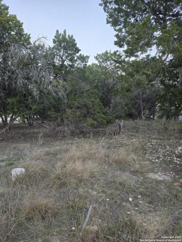 712 Scenic Bandera TX 78003
