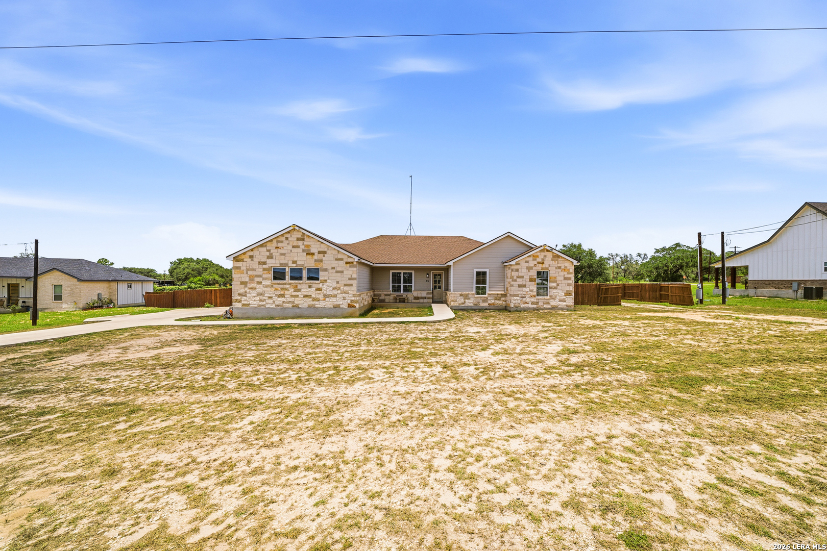 55 Log Cabin Way Poteet TX 78065