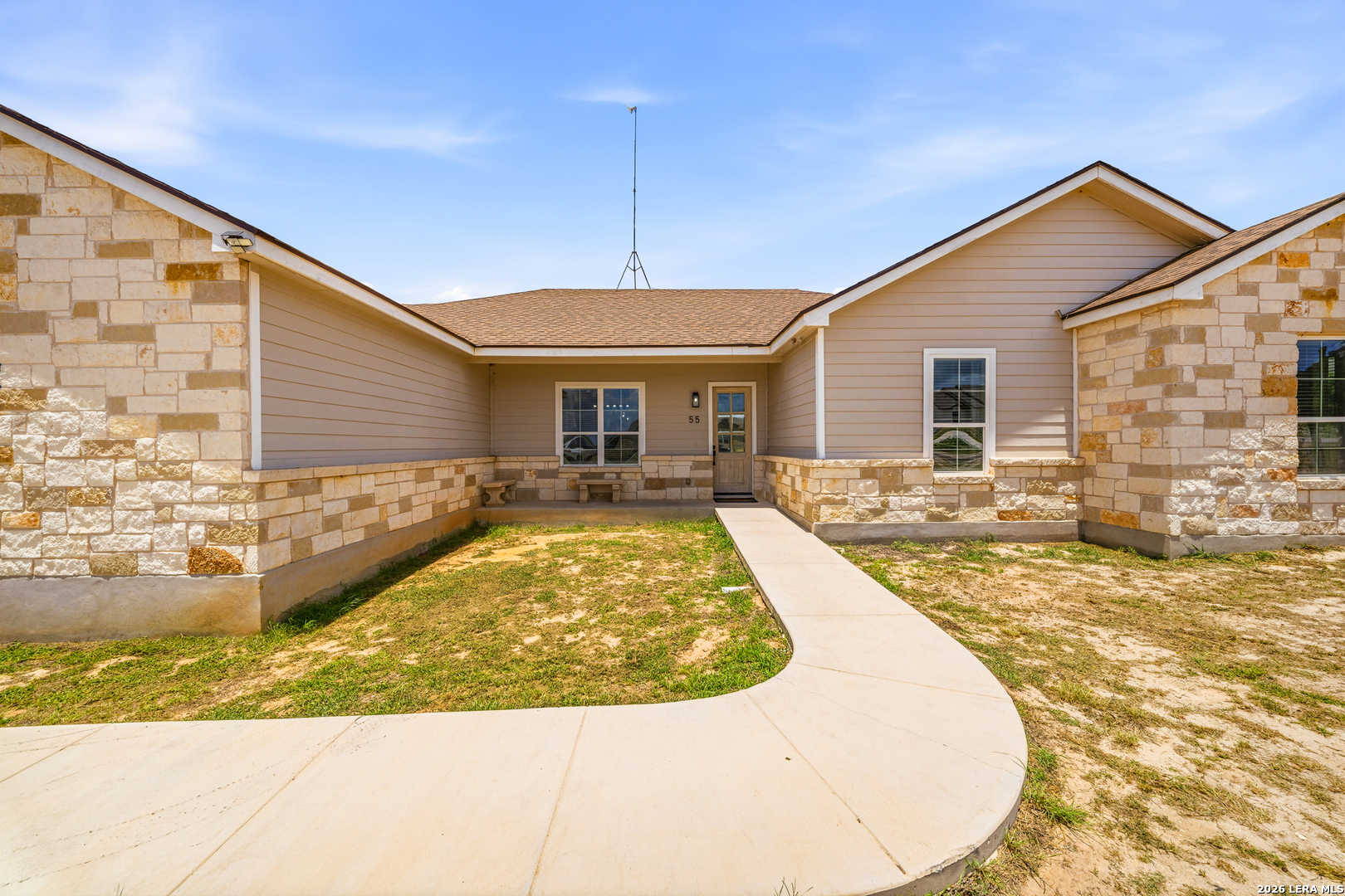 55 Log Cabin Way Poteet TX 78065