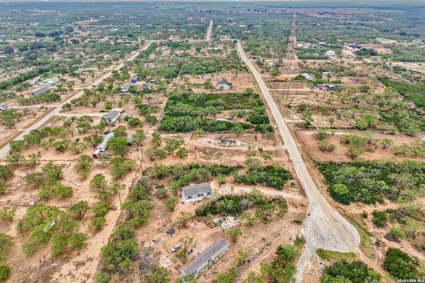 172 County Road 2667 Devine TX 78016