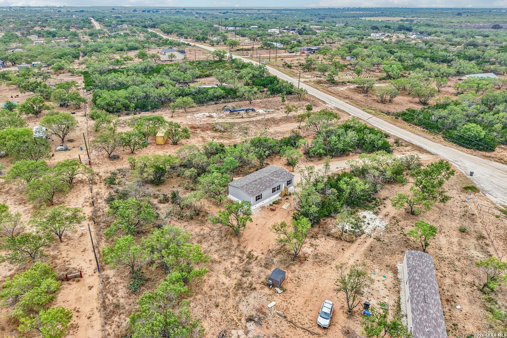 172 County Road 2667 Devine TX 78016