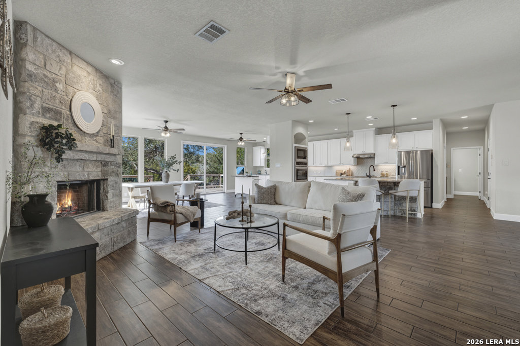 1621 Angolo New Braunfels TX 78132