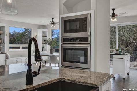 1621 Angolo New Braunfels TX 78132