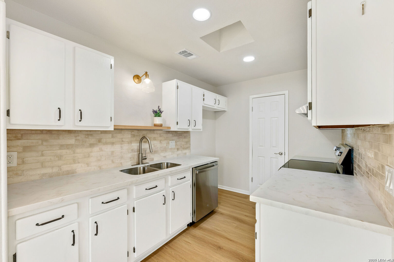 401 Deer Creek Boerne TX 78006