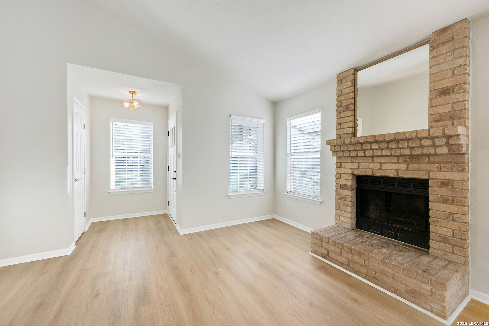 401 Deer Creek Boerne TX 78006