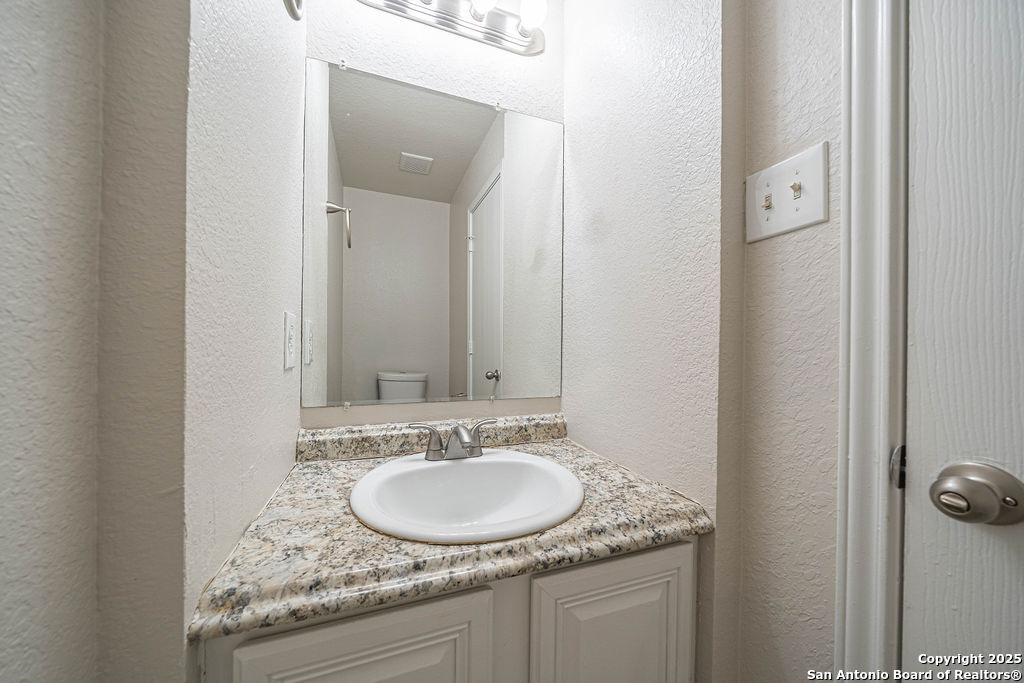 4910 Larkhill Farm San Antonio TX 78244