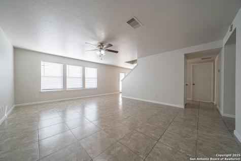 4910 Larkhill Farm San Antonio TX 78244