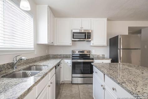 4910 Larkhill Farm San Antonio TX 78244