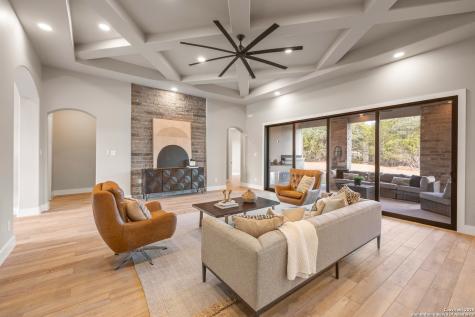 1758 Paradise Parkway Canyon Lake TX 78133