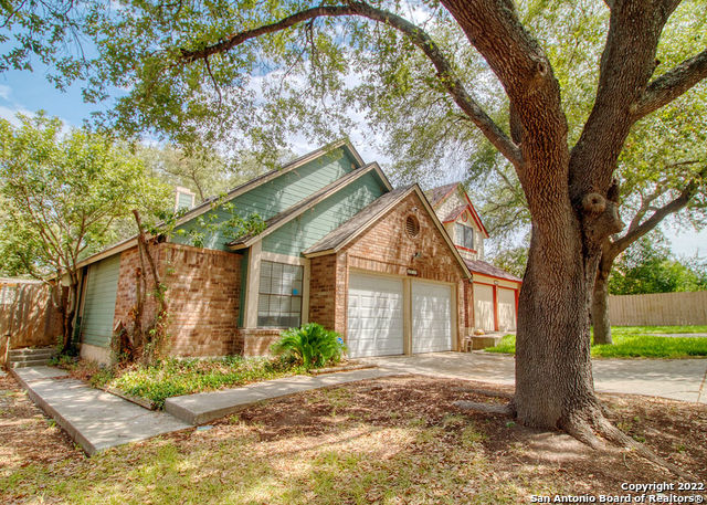 4243 Shady Tree Lane San Antonio TX 78247