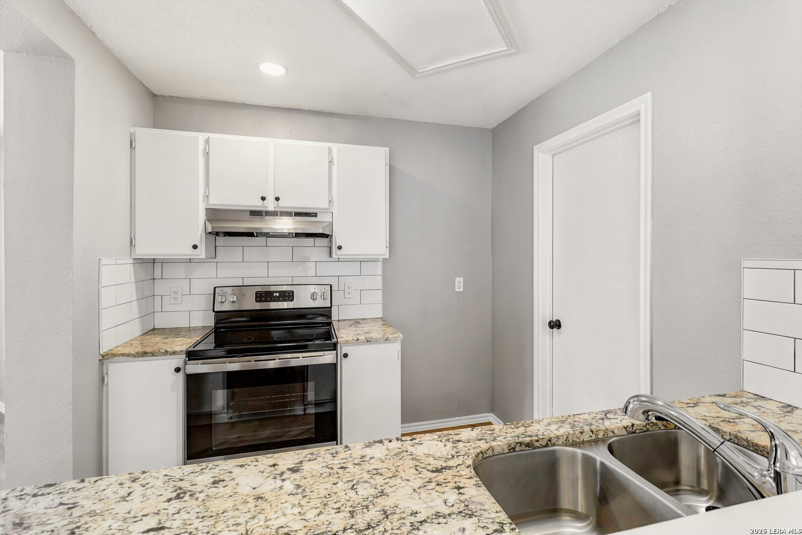 3718 Candlebluff Drive San Antonio TX 78244