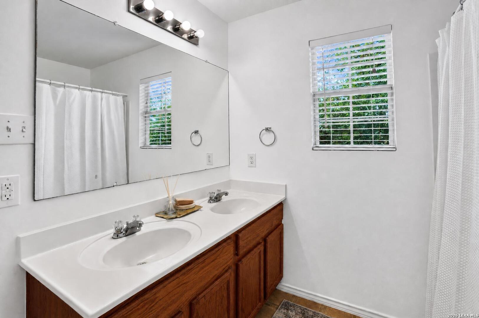 130 Mallow Grove San Antonio TX 78253