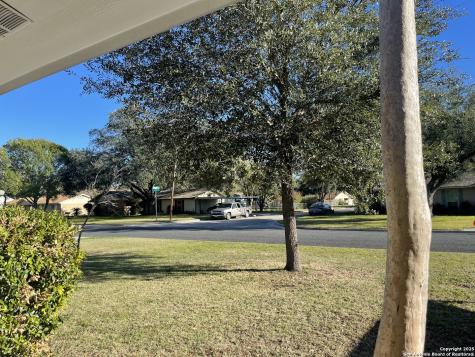 1710 Rosewood Seguin TX 78155