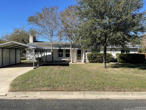 1710 Rosewood Seguin TX 78155