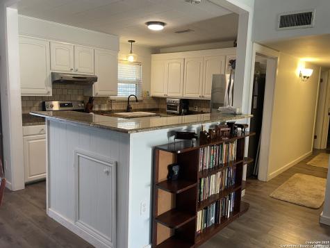 1710 Rosewood Seguin TX 78155