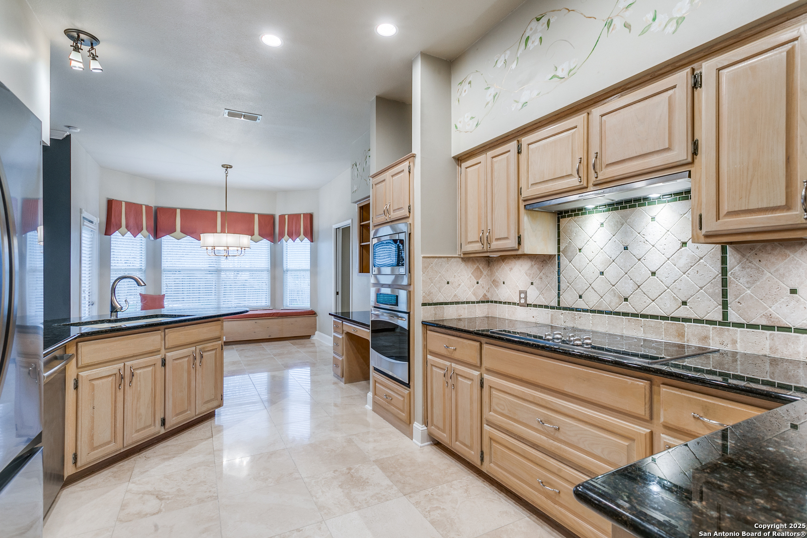 19602 Encino Crown San Antonio TX 78259