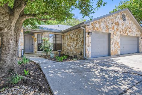 8528 Sir Galahad San Antonio TX 78240