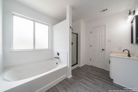 227 Mallow Grove San Antonio TX 78253