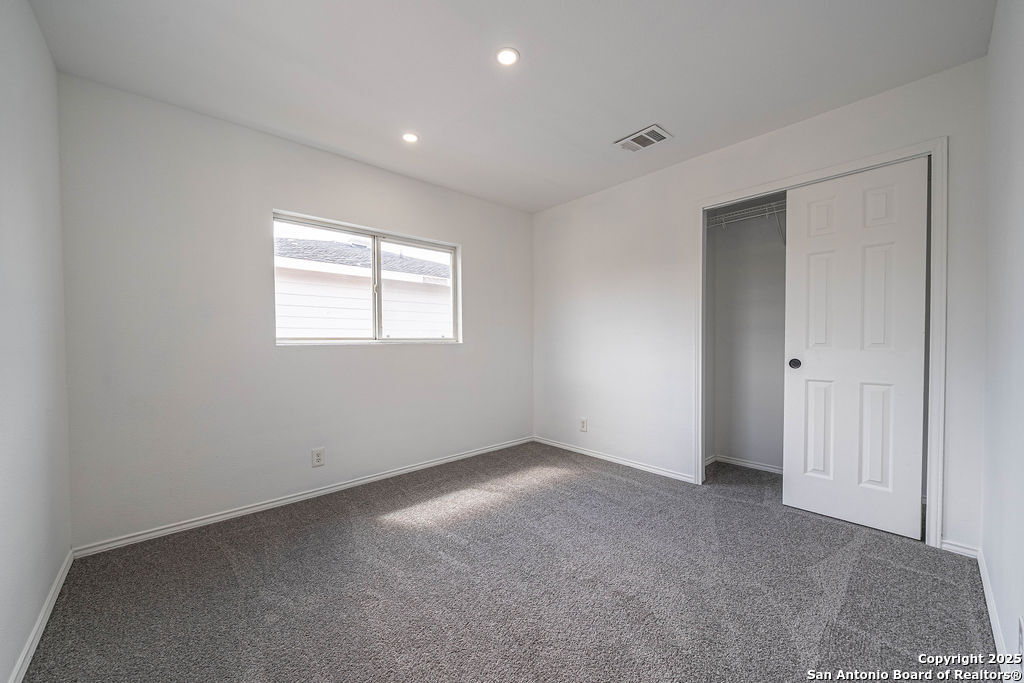 227 Mallow Grove San Antonio TX 78253
