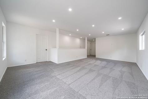 227 Mallow Grove San Antonio TX 78253