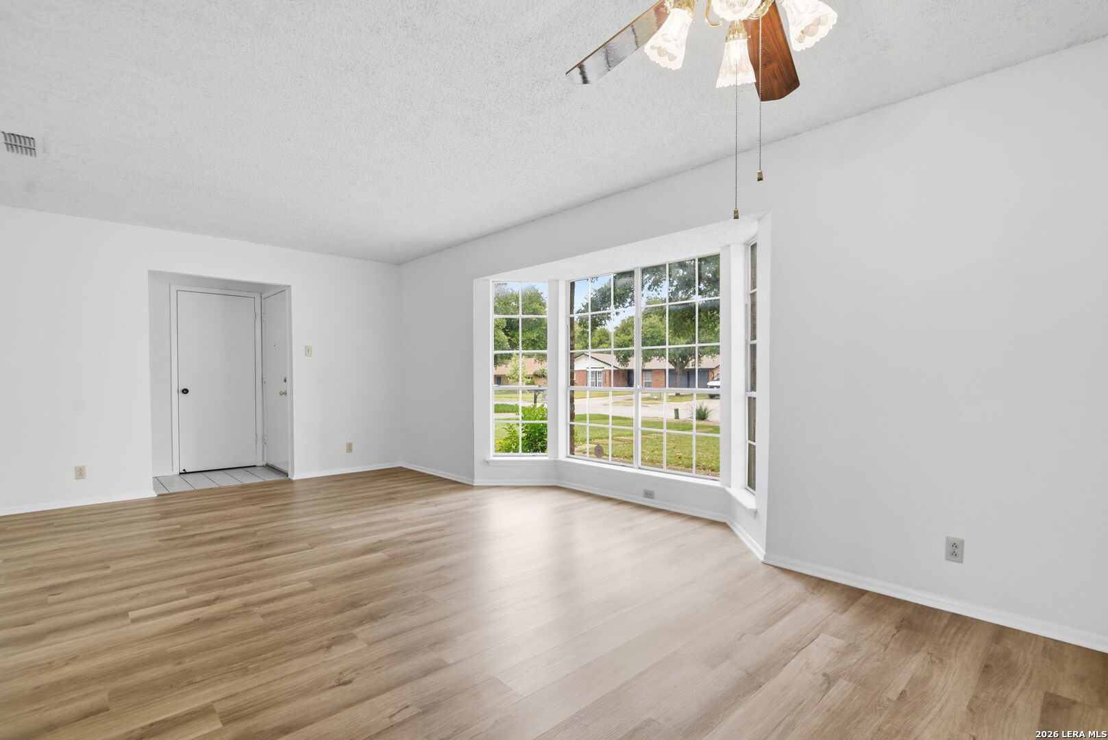 1919 Oakshire Street San Antonio TX 78232