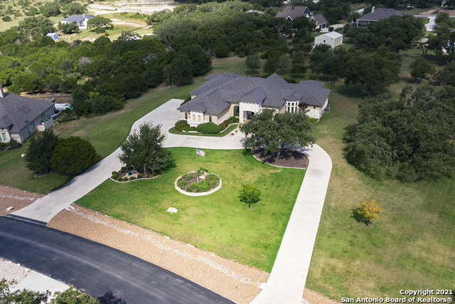 888 Oak Bluff Trail New Braunfels TX 78132