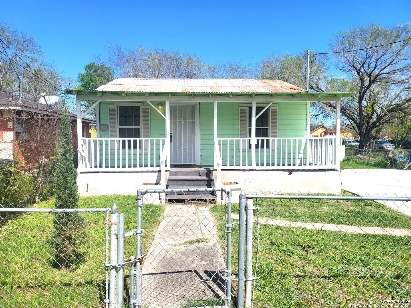 1531 San Casimiro San Antonio TX 78214