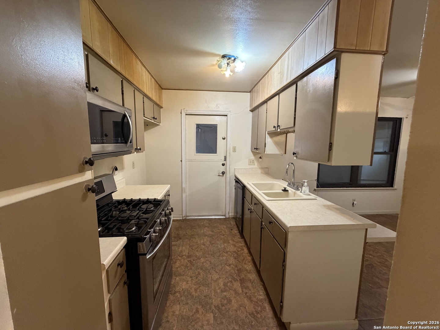 7139 Laurel Valley San Antonio TX 78242