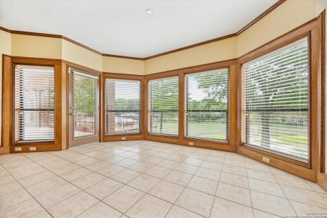 640 Woodlake Mcqueeney TX 78123
