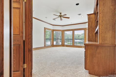 640 Woodlake Mcqueeney TX 78123