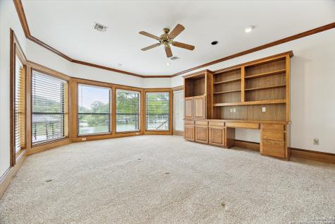 640 Woodlake Mcqueeney TX 78123