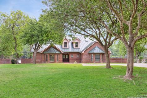 640 Woodlake Mcqueeney TX 78123