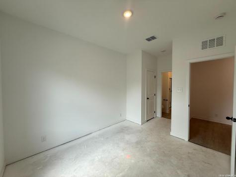 120 Peeps Court Adkins TX 78101