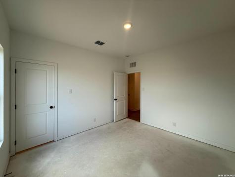 120 Peeps Court Adkins TX 78101