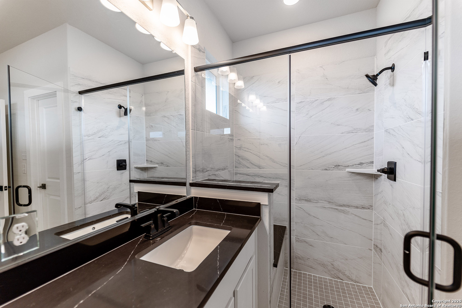 145 Hazel Way Mico TX 78066